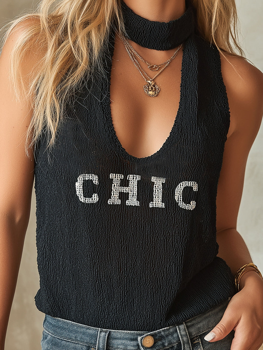 Chic Elegant Black Round-Neck Sleeveless Cutout Detail Letter Jacquard Slim-Fit Knit Vest Top