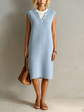 Chic Elegant Blue-White Colorblock Faux Layer Detail Round-Neck Sleeveless Loose-Fit Ribbed Knit Midi Dress