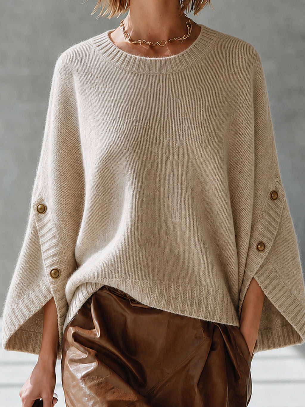 Chic Oatmeal Round Neck Three-Quarter Bawting Sleeve Loose-Fit Button Detail Knit Sweater Top