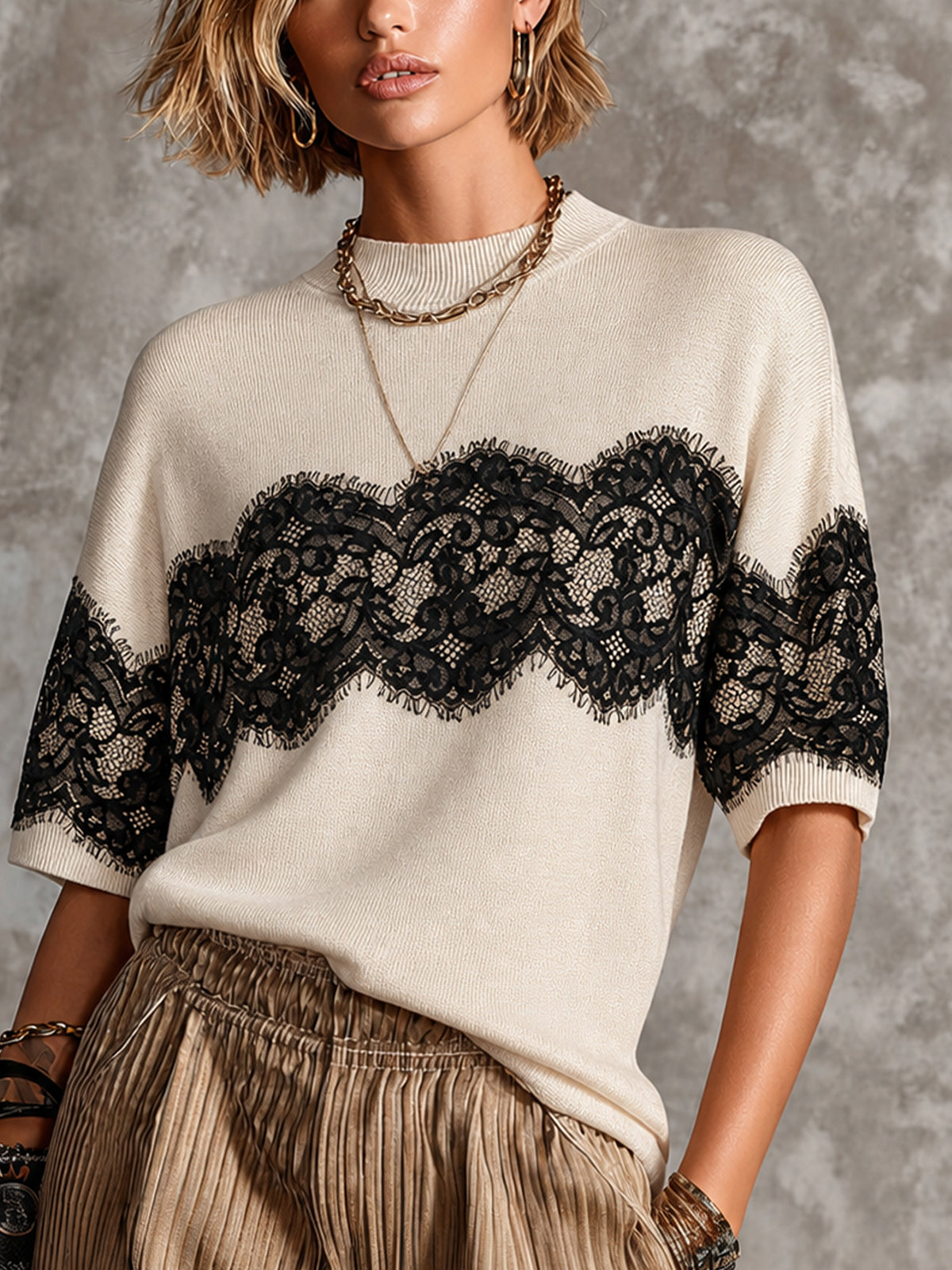 Chic Cream-Black Colorblock TurtleNeck Half Sleeve Loose-Fit Lace Panel Knit Sweater Top