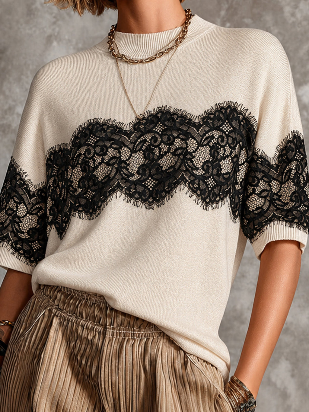Chic Cream-Black Colorblock TurtleNeck Half Sleeve Loose-Fit Lace Panel Knit Sweater Top