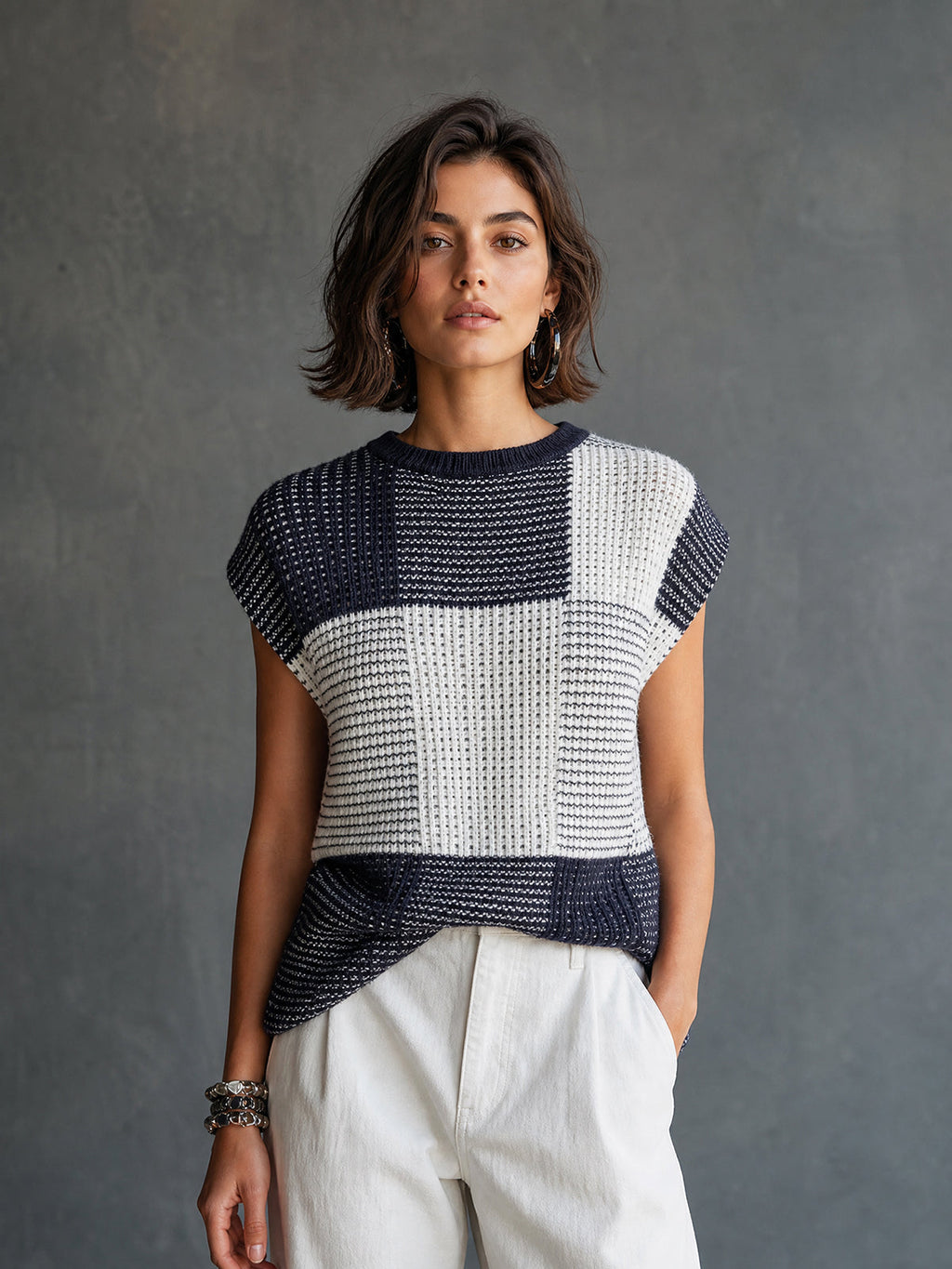 Chic Casual Dark Navy-White Colorblock Round Neck Plaid Jacquard Cap Sleeve Loose-Fit Knit Sweater Top