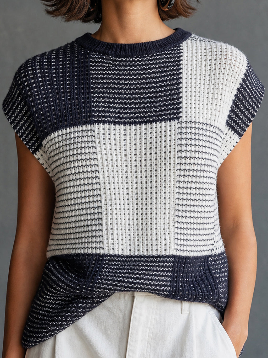 Chic Casual Dark Navy-White Colorblock Round Neck Plaid Jacquard Cap Sleeve Loose-Fit Knit Sweater Top
