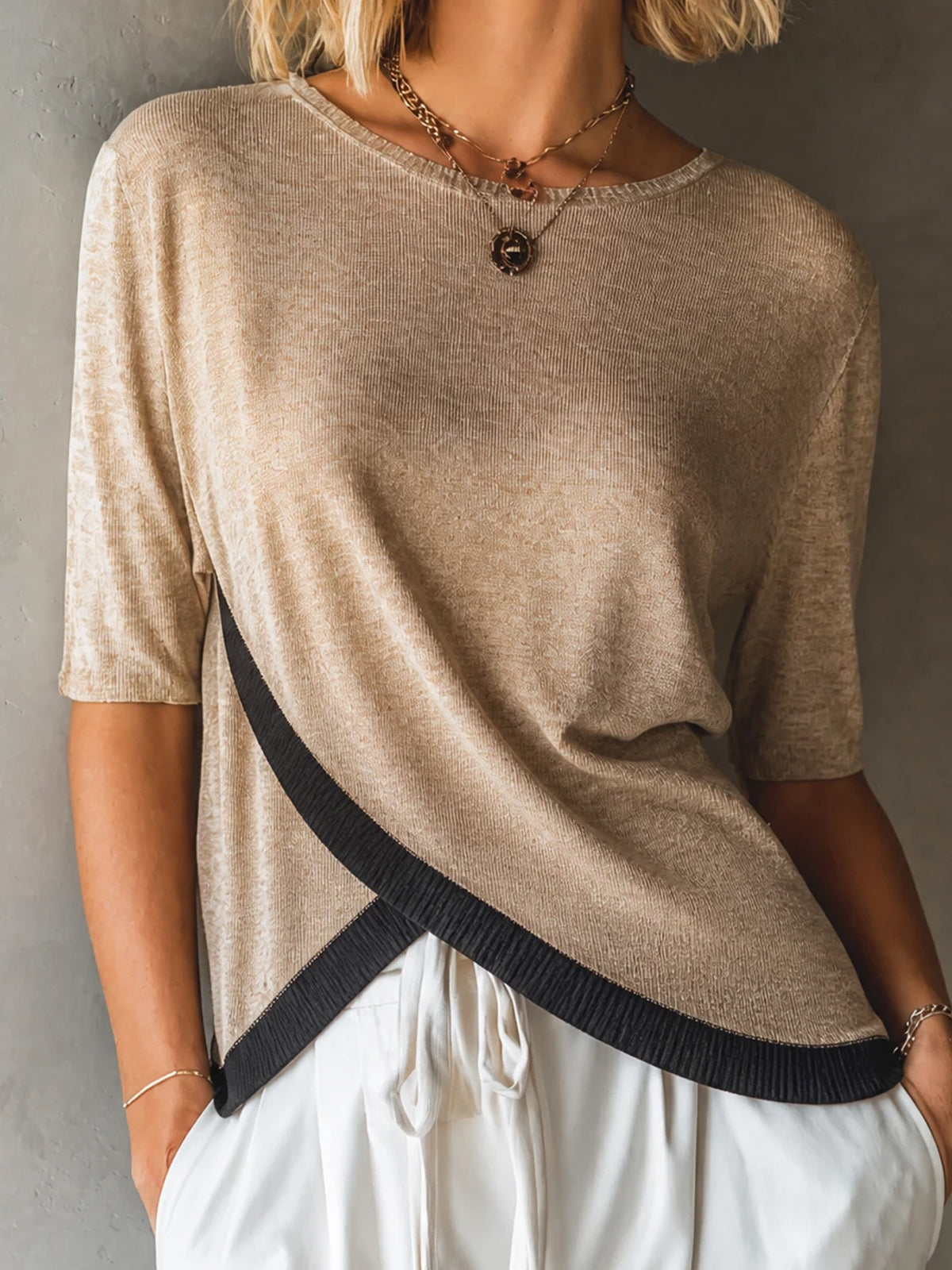 Chic Oat-Black Colorblock Round Neck Half Sleeve Asymmetric Cross Hem Loose-Fit Fine Knit Sweater Top
