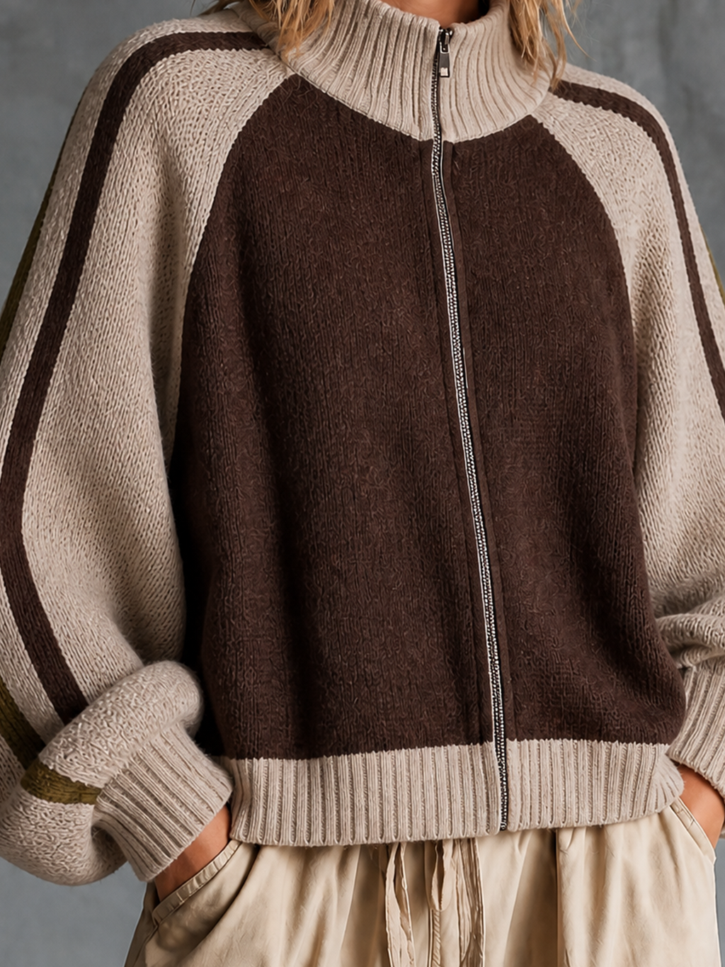 Chic Casual Brown-Beige Colorblock Mock-Neck Raglan Long-Sleeve Zipper-Placket Loose-Fit Knit Cardigan Top