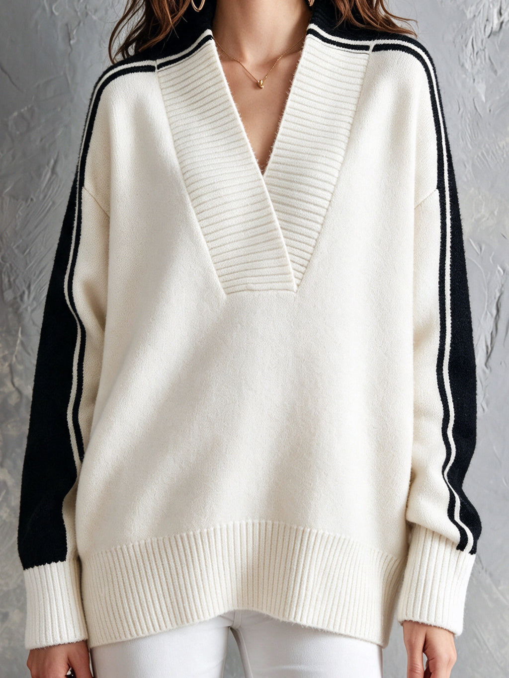 Chic Elegant Cream White-Black Colorblock V-Neck Long-Sleeve Loose-Fit Ribbed Detail Wool Blend Knit Sweater