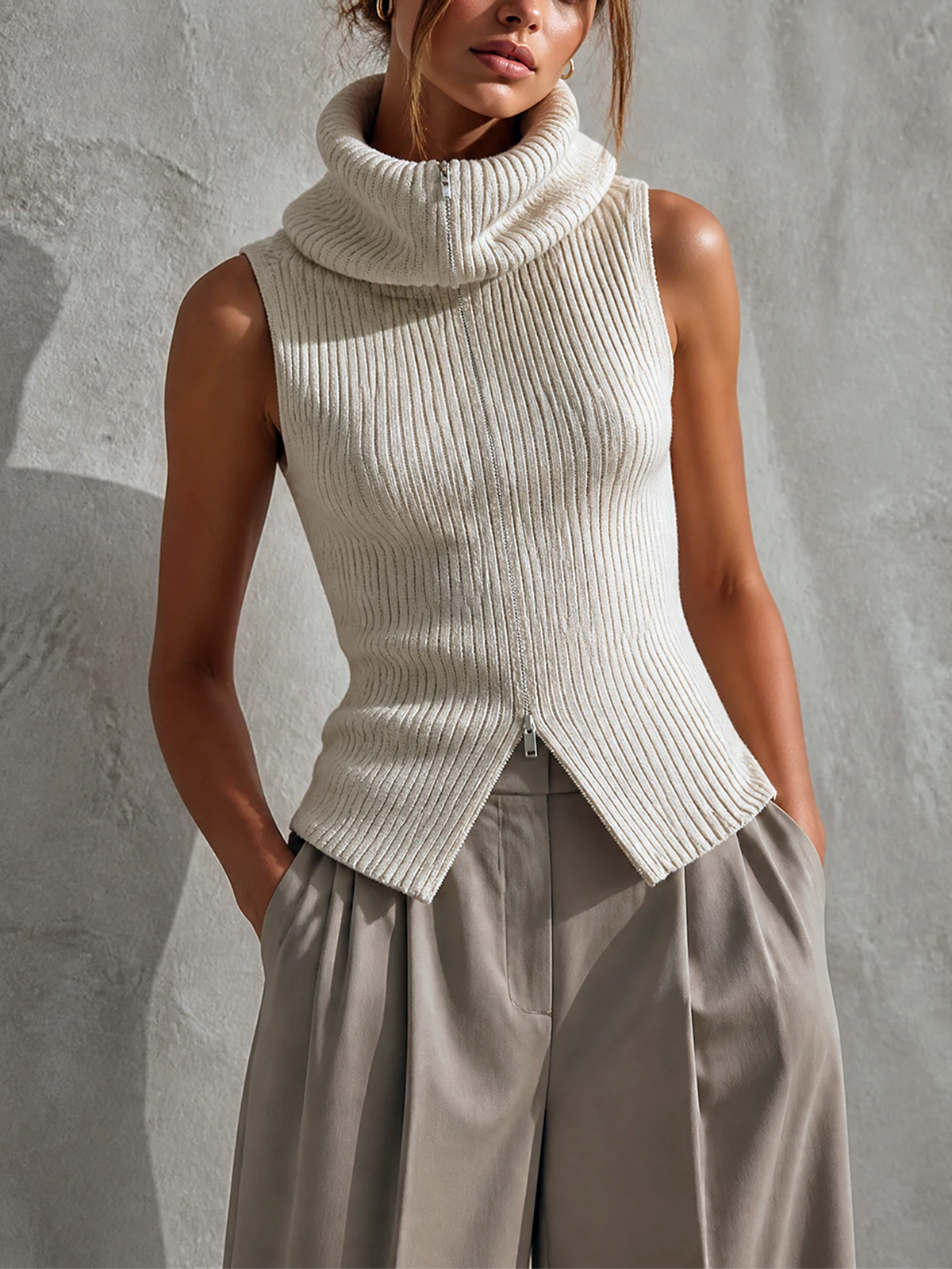 Chic Casual Off‑White Cowl Neck Full‑Zip Sleeveless Loose-Fit Ribbed Knit Tank Top