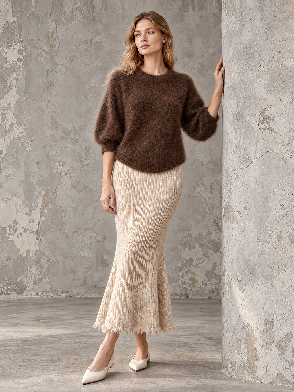 Chic Elegant Coffee Round-Neck Half-Sleeve Mohair Sweater Oatmeal Raw Edge Detail Ribbed Maxi Skirt Knit Two-Piece Set