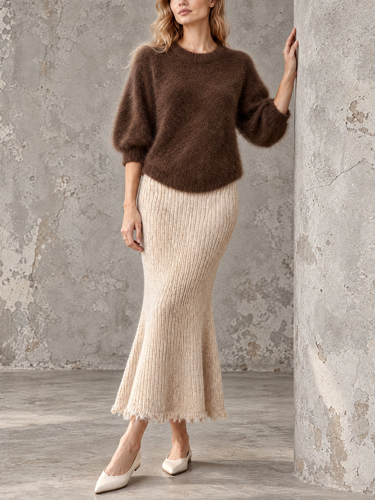 Chic Elegant Coffee Round-Neck Half-Sleeve Mohair Sweater Oatmeal Raw Edge Detail Ribbed Maxi Skirt Knit Two-Piece Set