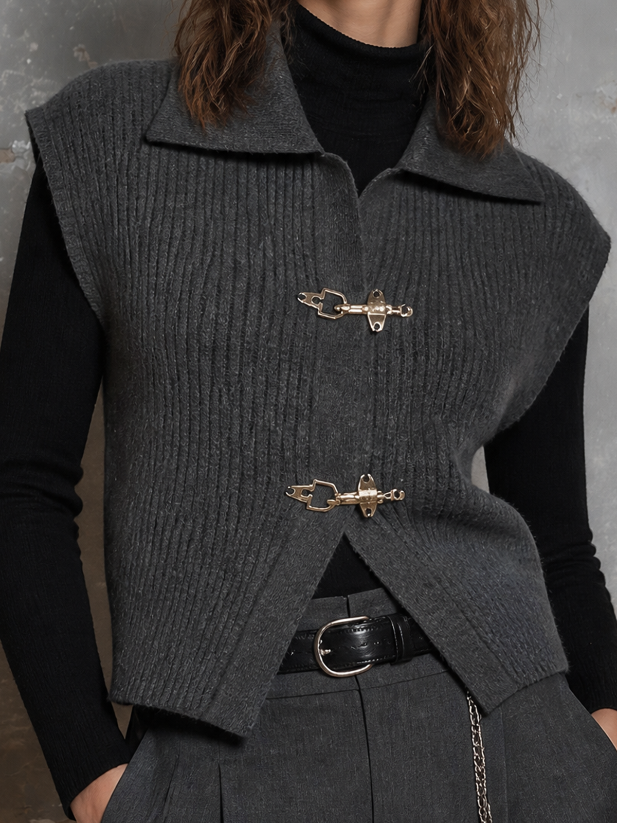 Chic Elegant Dark Grey Lapel Collar Metal Toggle Clasp Sleeveless Loose-Fit Knit Vest Top