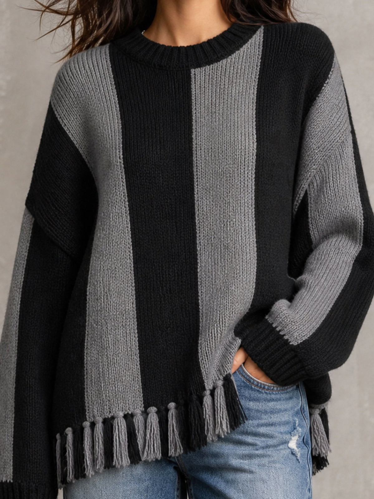 Chic Casual Gray-Black Colorblock Round-Neck Long-Sleeve Fringe Detail Loose-Fit Wool Blend Knit Sweater