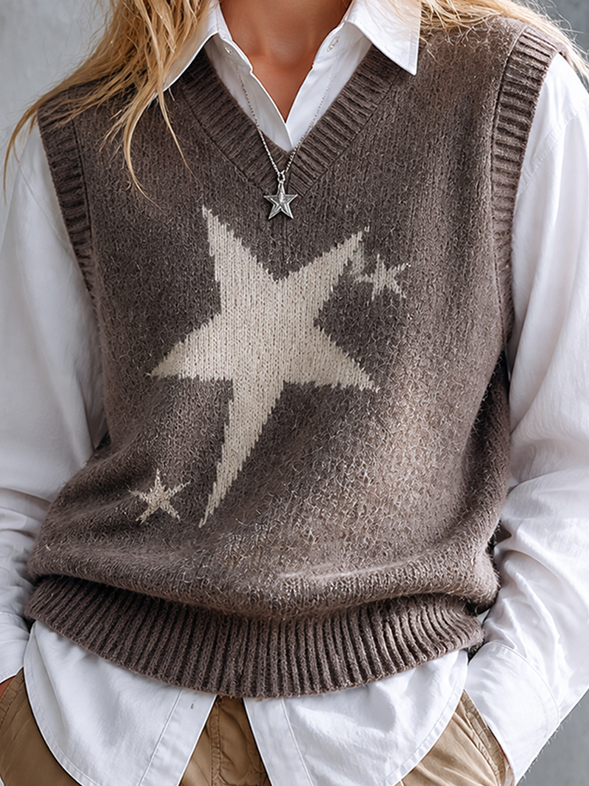 Chic Casual Mocha Brown V-Neck Star Jacquard Sleeveless Loose-Fit Fuzzy Knit Vest