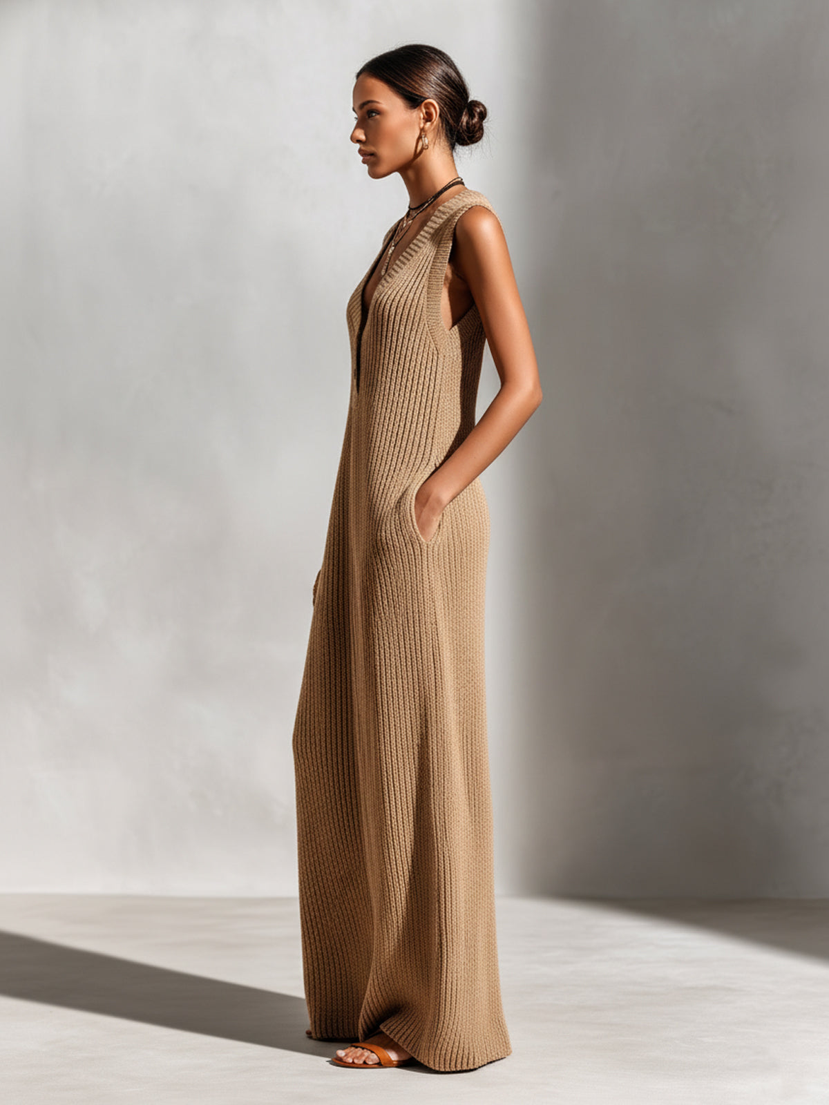 Chic Elegant Camel V-Neck Button-Front Sleeveless Loose-Fit Ribbed Knit Maxi Dress
