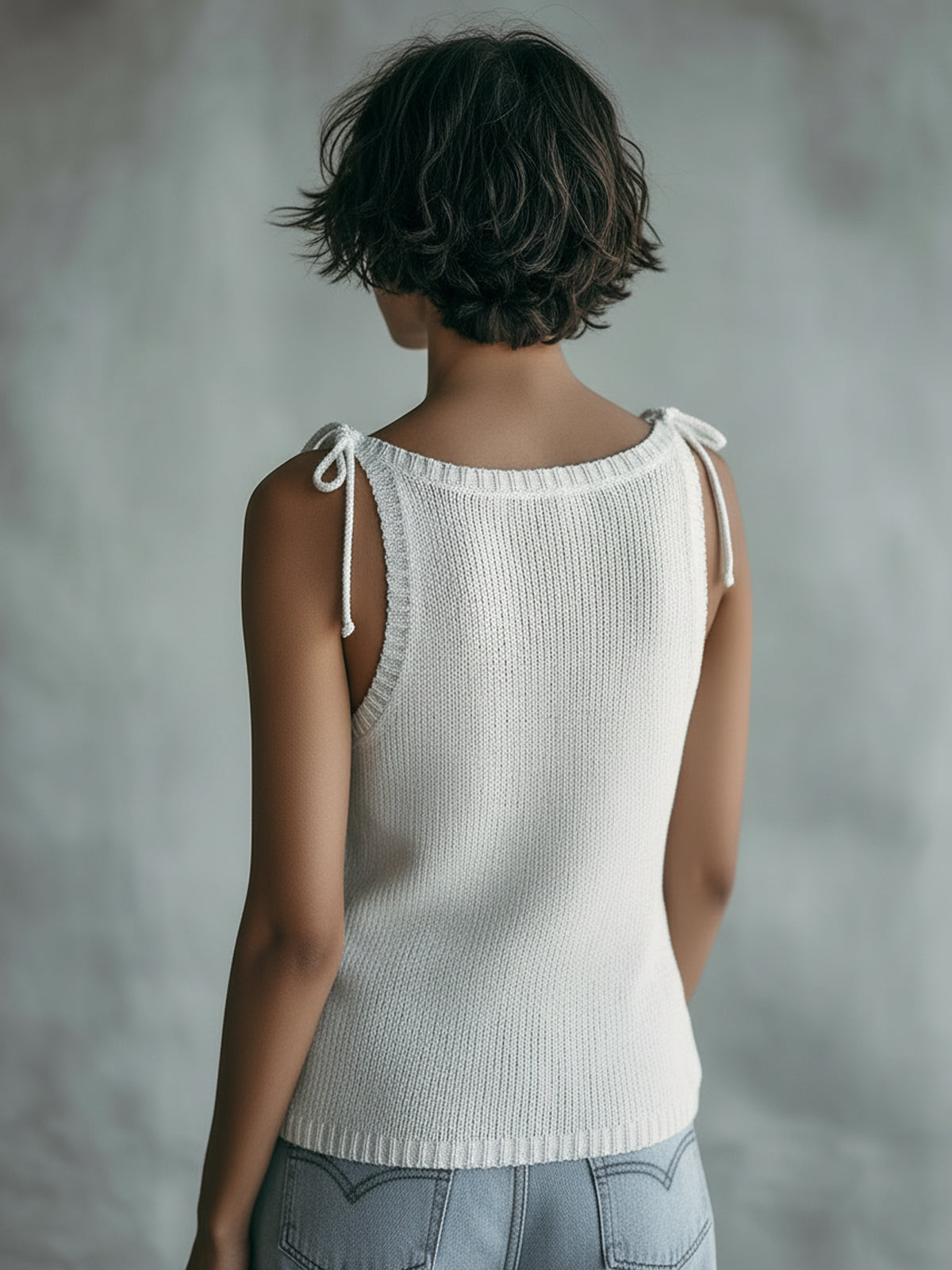Chic Casual White Self-Tie Strap V-Neck Slim-Fit Knit Camisole