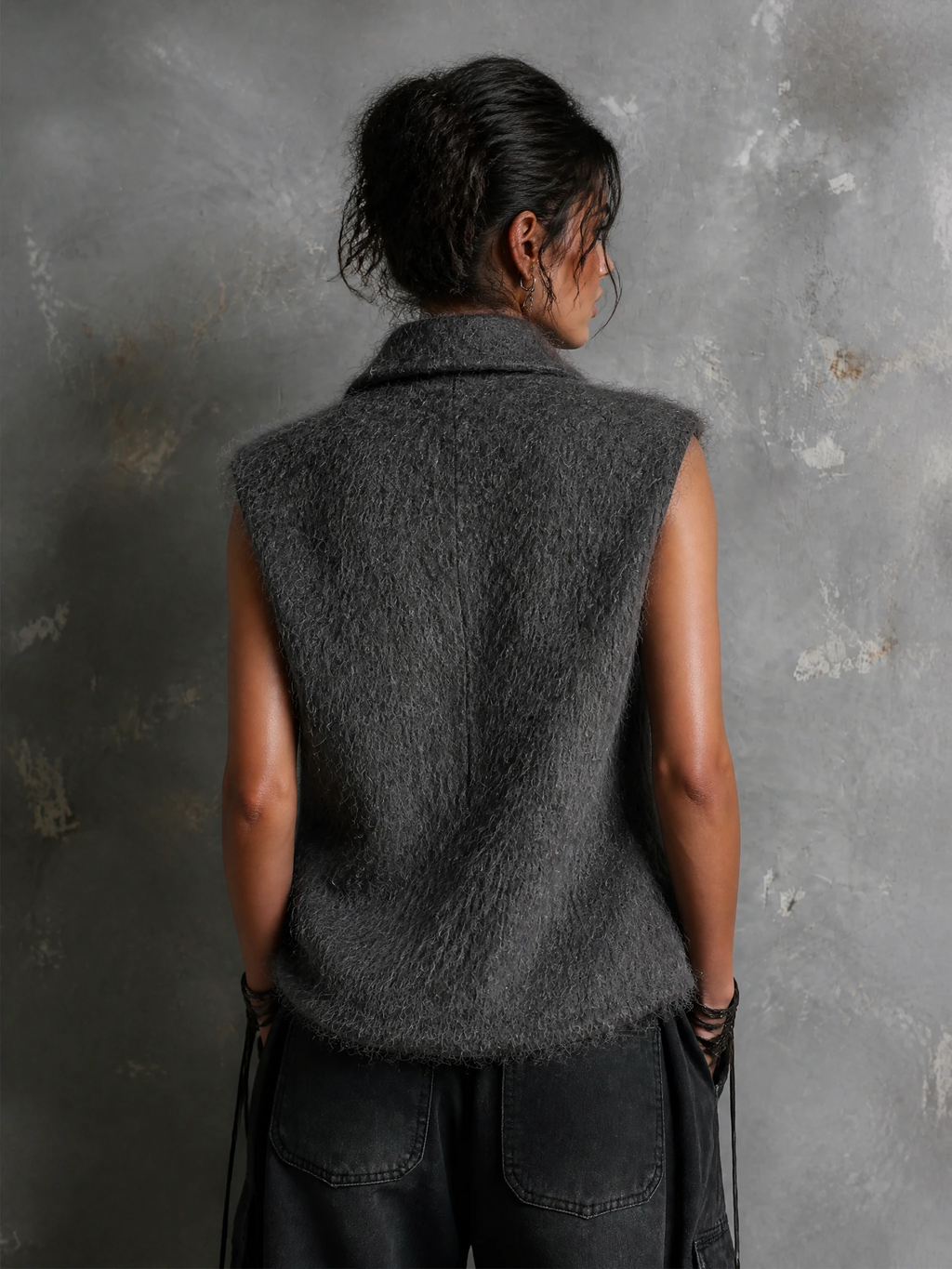 Chic Casual Dark Gray Lapel-Collar Sleeveless Horn Toggle Button Detail Loose-Fit Fuzzy Knit Vest Top
