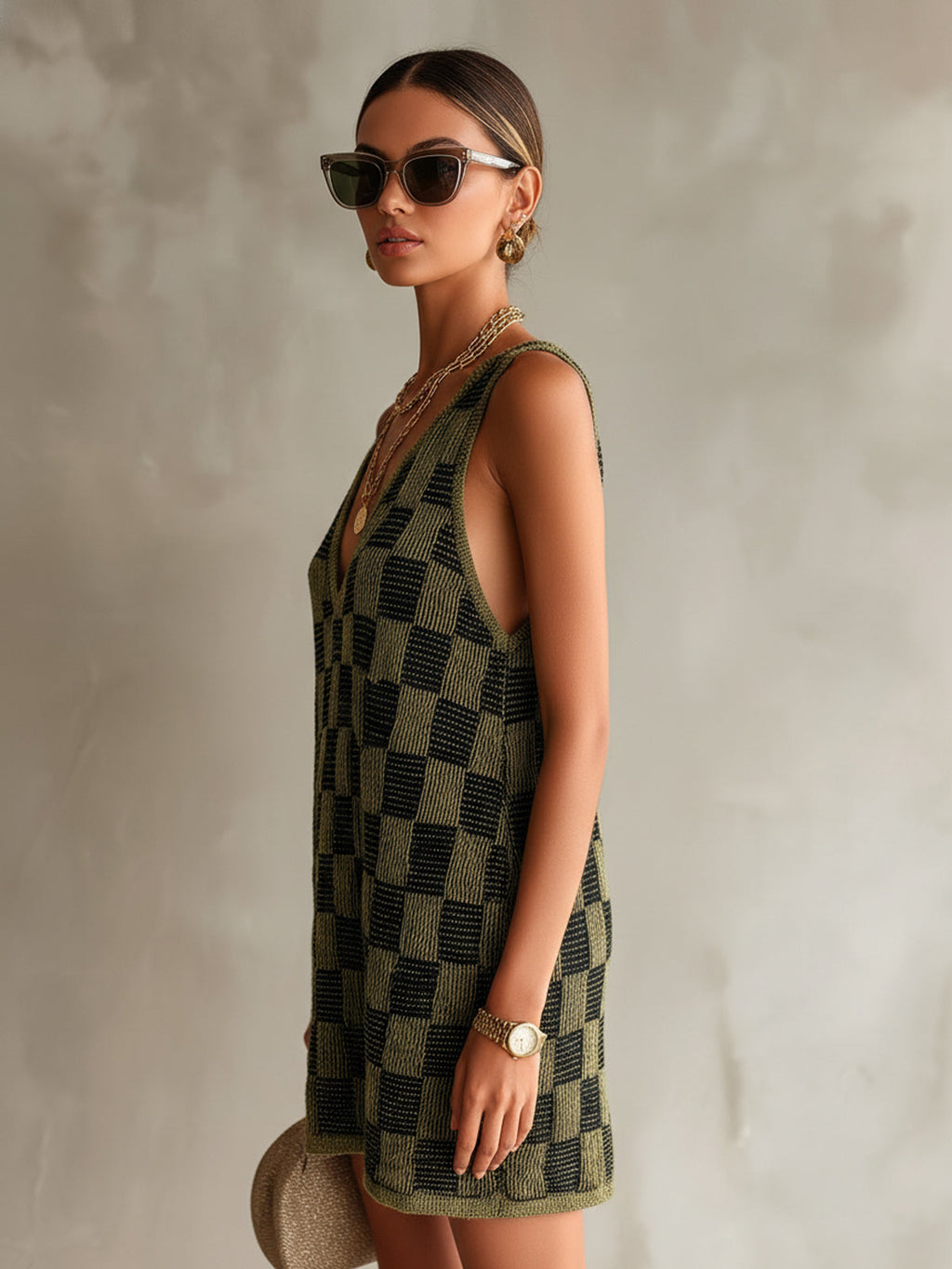 Chic Elegant Green-Black Checkboard Deep V-Neck Sleeveless Loose-Fit A-Line Knit Mini Dress
