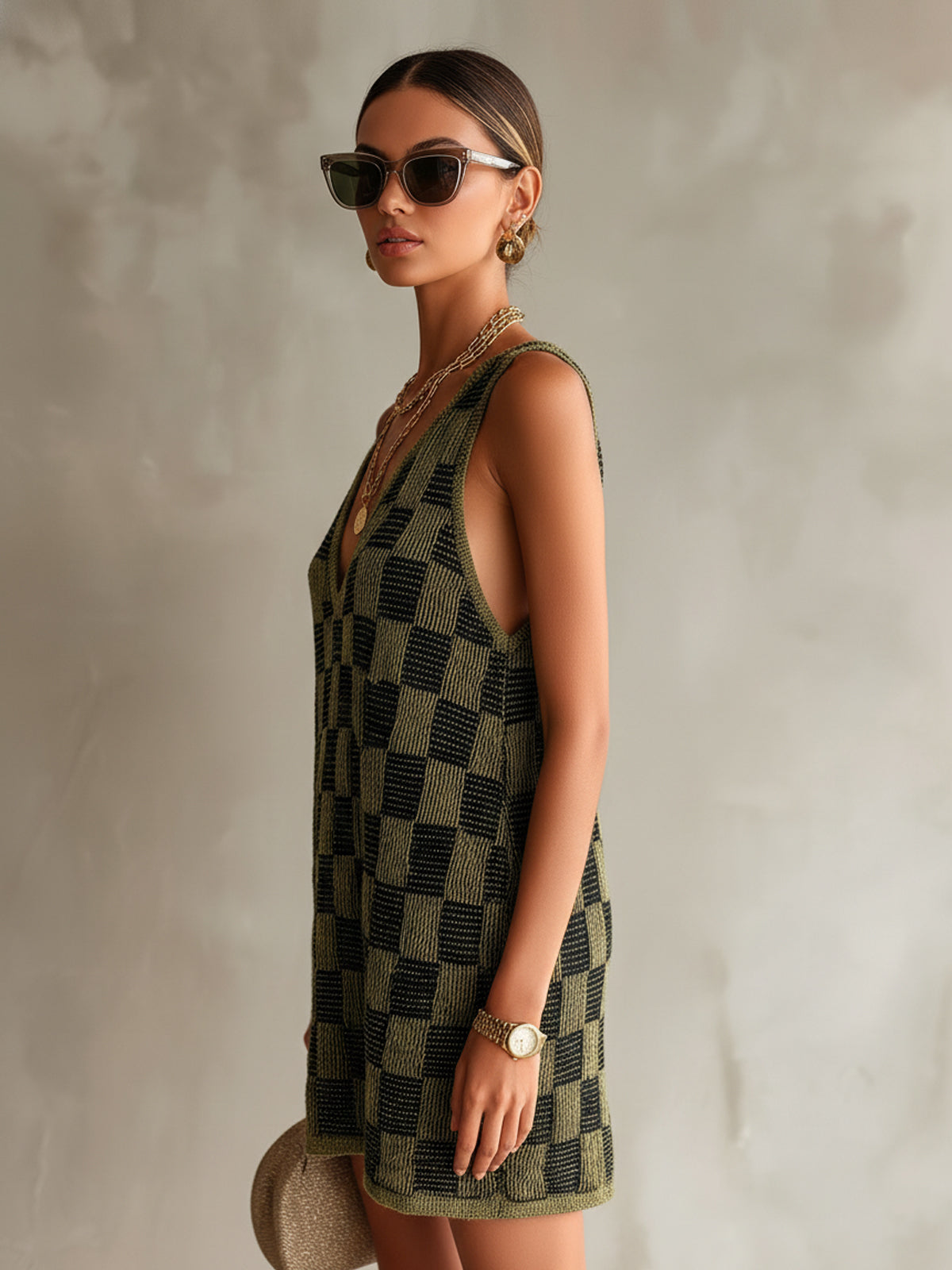 Chic Elegant Green-Black Checkboard Deep V-Neck Sleeveless Loose-Fit A-Line Knit Mini Dress