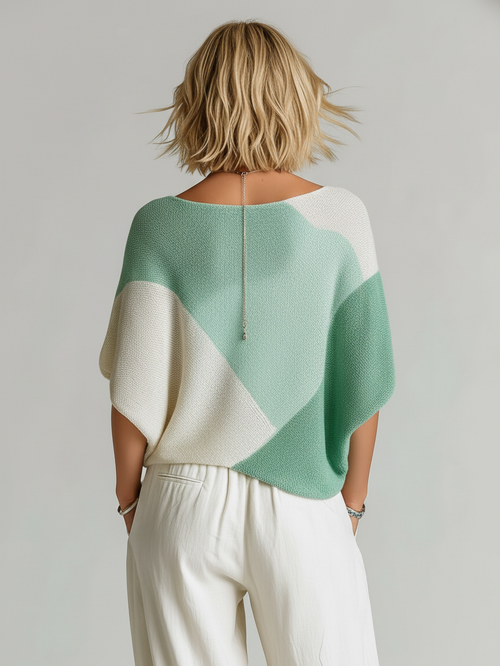Chic Elegant Green-White Colorblock  Round-Neck Short-Sleeve Oversized Knit Sweater