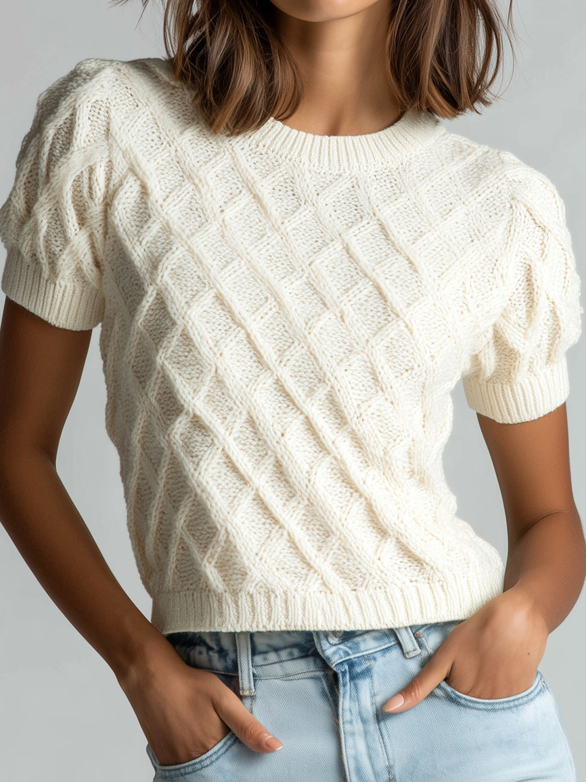 Chic Elegant Cream White 3D Diamond Pattern Jacquard Round-Neck Short-Sleeve Cropped Knit Sweater Top