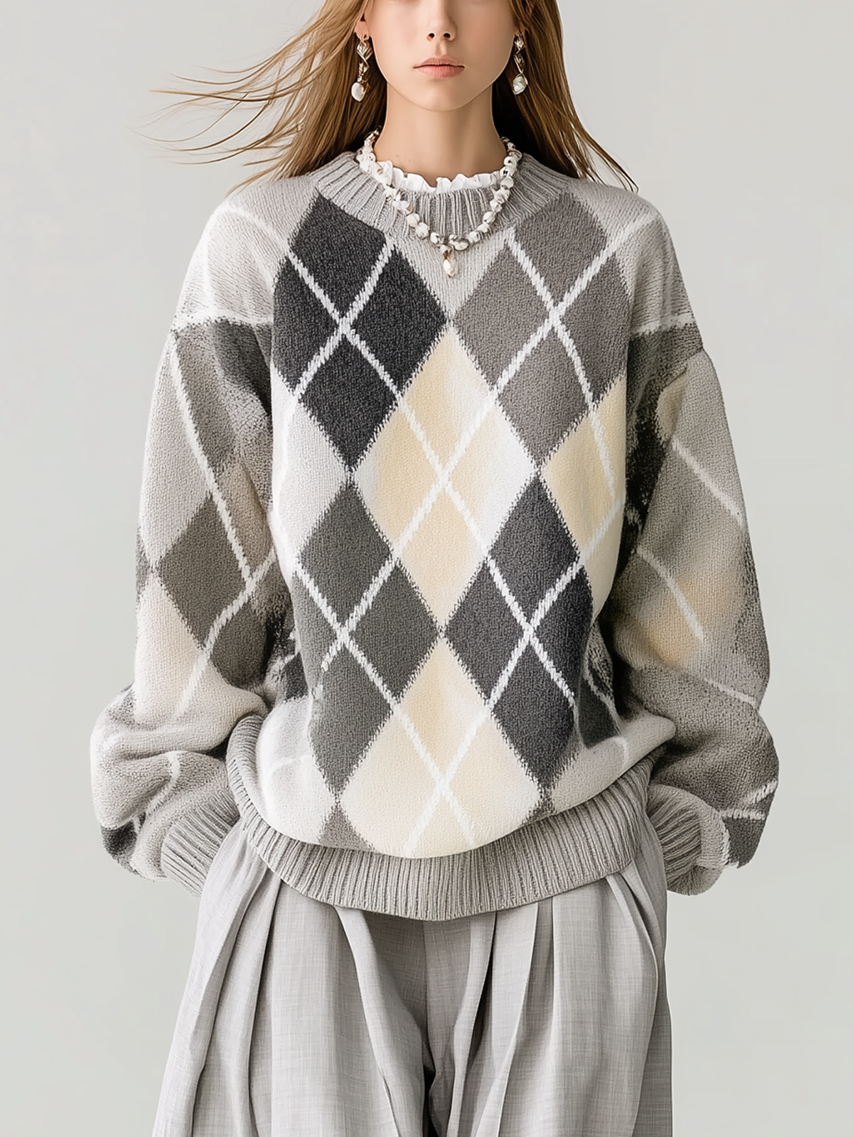 Chic Casual Argyle Plaid Gray White Round Neck Loose Knit Pullover Sweater