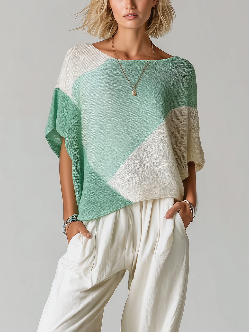 Chic Elegant Green-White Colorblock  Round-Neck Short-Sleeve Oversized Knit Sweater