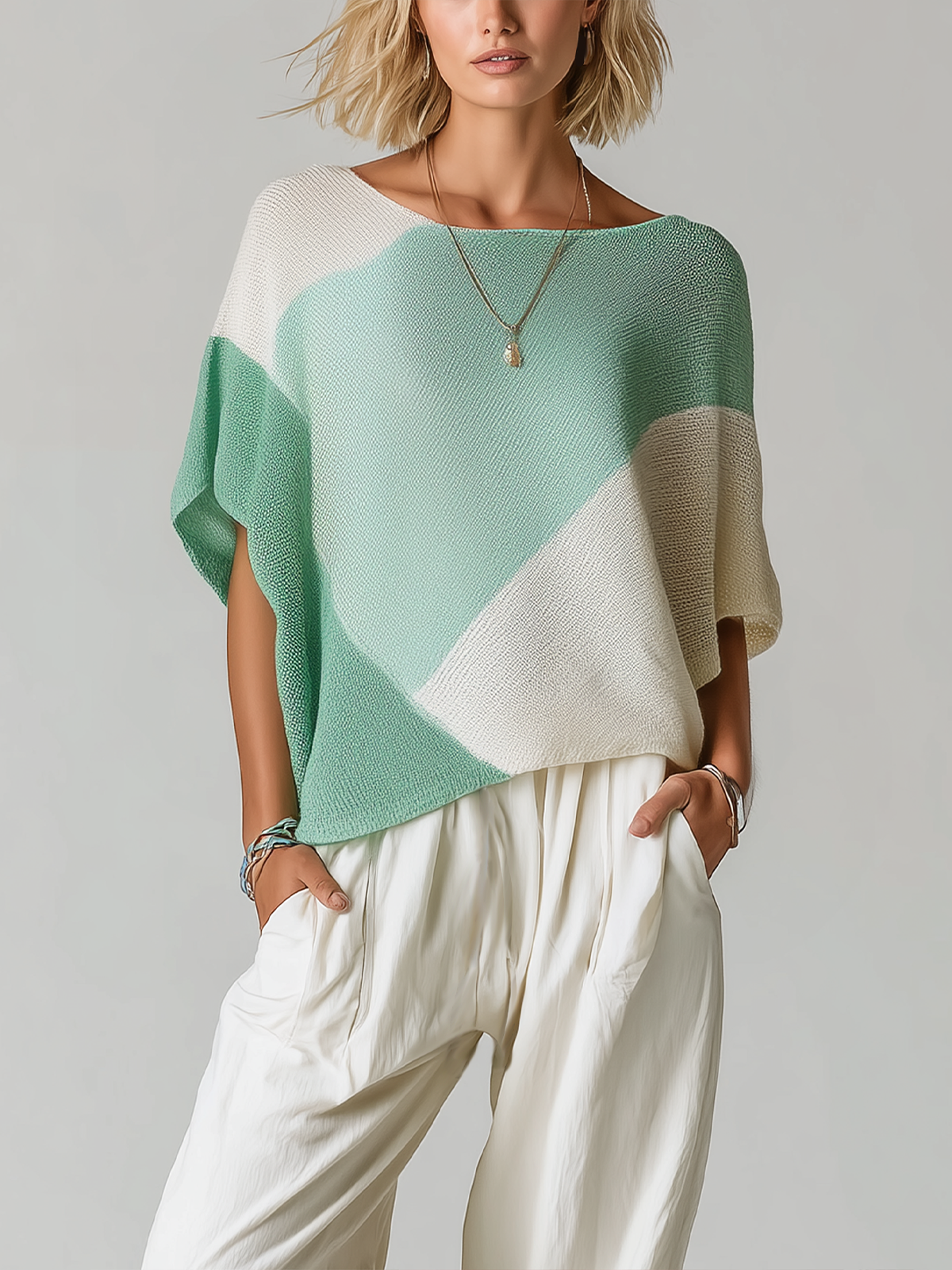 Chic Elegant Green-White Colorblock  Round-Neck Short-Sleeve Oversized Knit Sweater